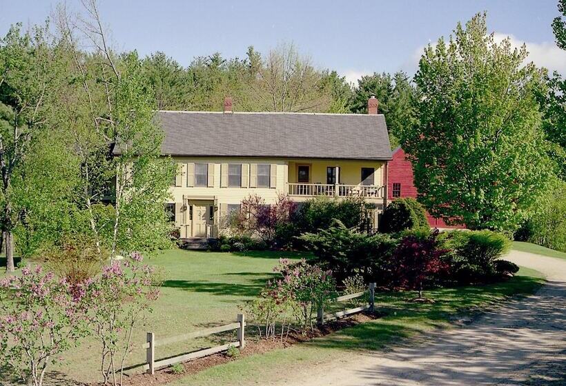 مبيت وإفطار The Waterford Inne