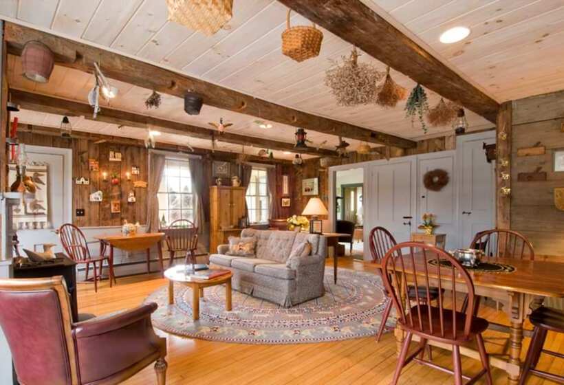 مبيت وإفطار The Waterford Inne