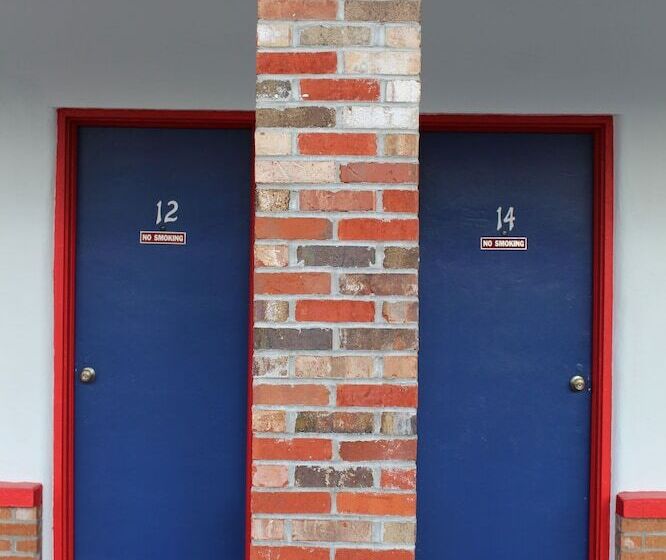 Dixie Motel   Hilliard