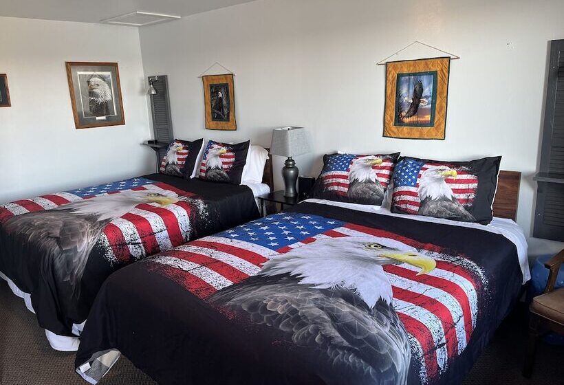 Eagle View Motel & Retreat