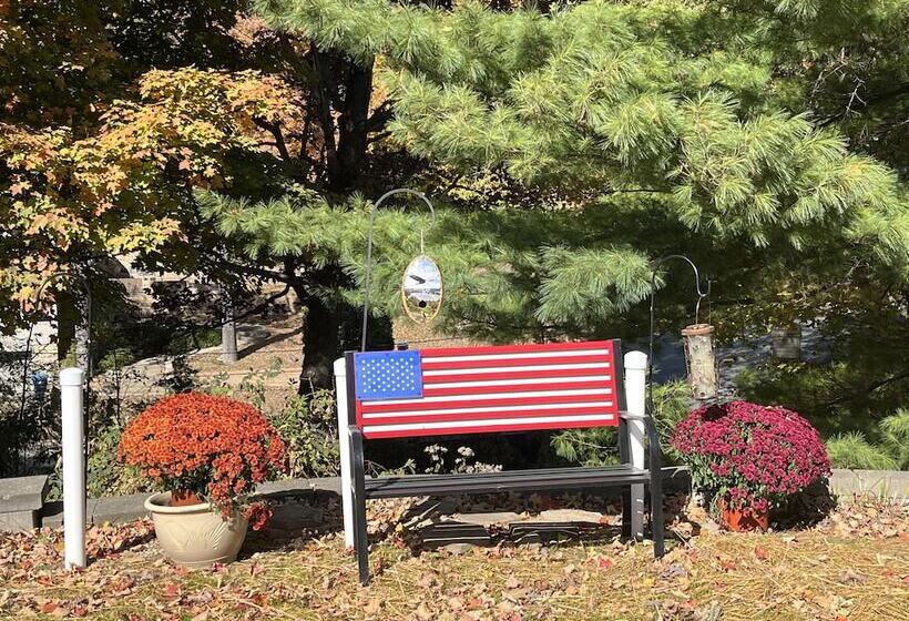 Eagle View Motel & Retreat