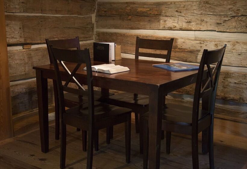 French Camp Bed And Breakfast