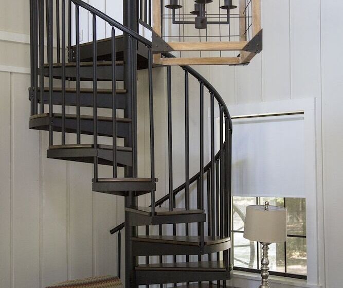 French Camp Bed And Breakfast