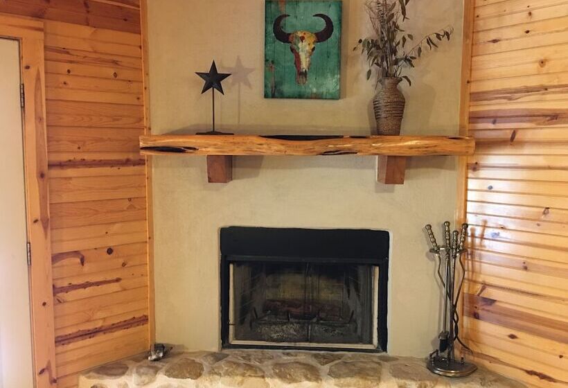Frio Springs Lodges