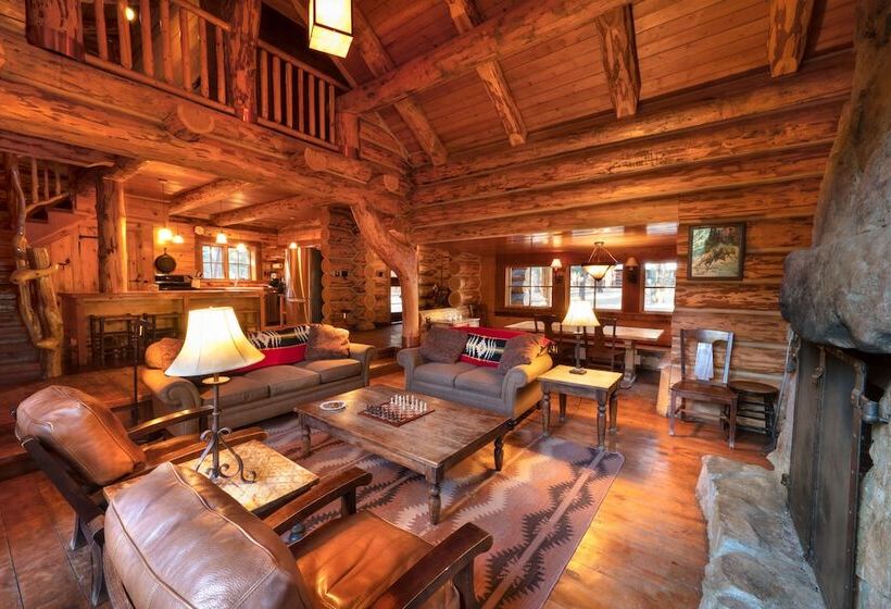 فندق Corkins Lodge