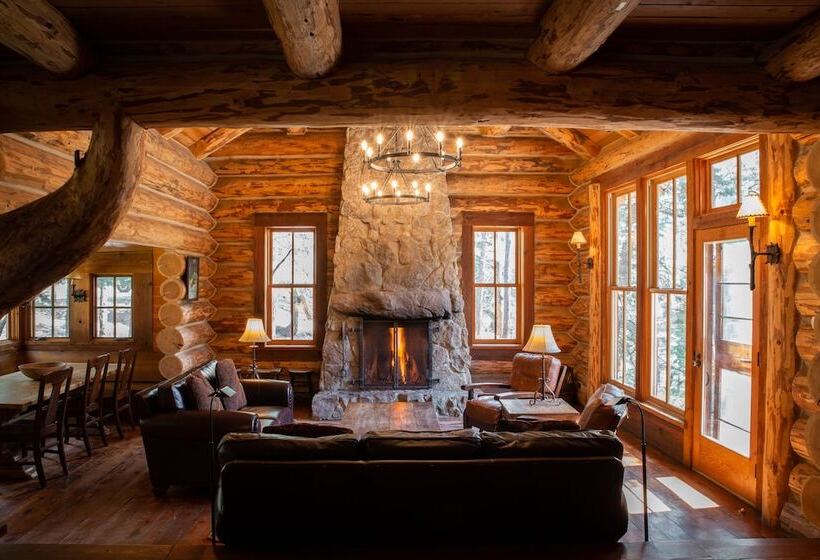 فندق Corkins Lodge