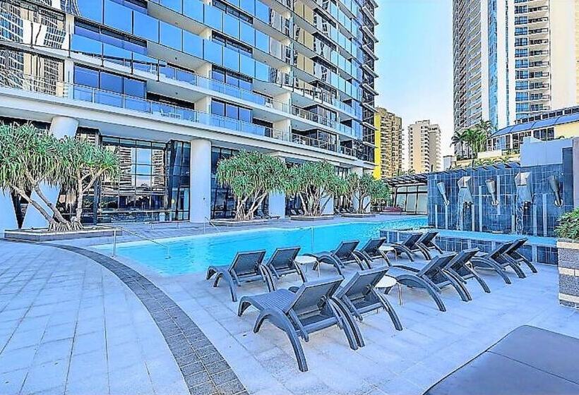 בית מלון כפרי Holiday Holiday Circle On Cavill Apartments