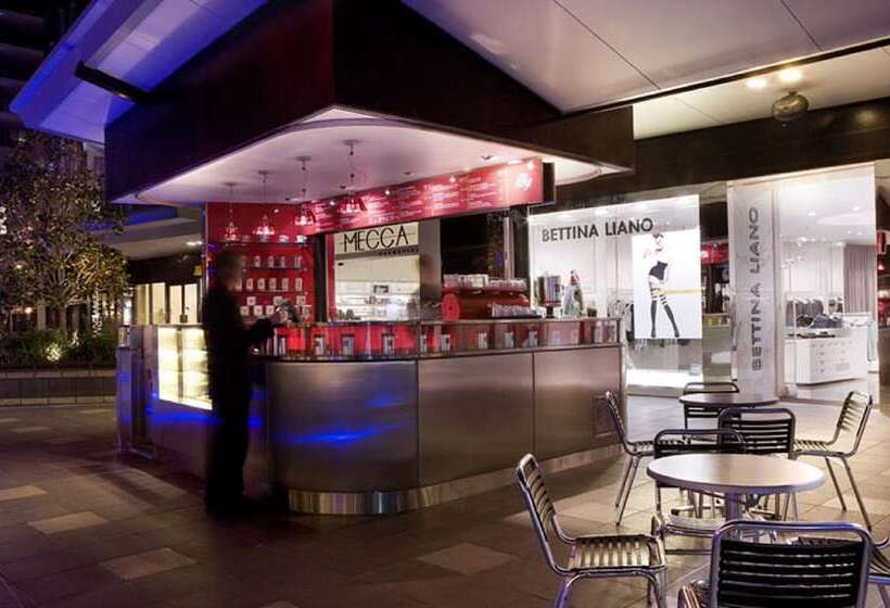 בית מלון כפרי Holiday Holiday Circle On Cavill Apartments