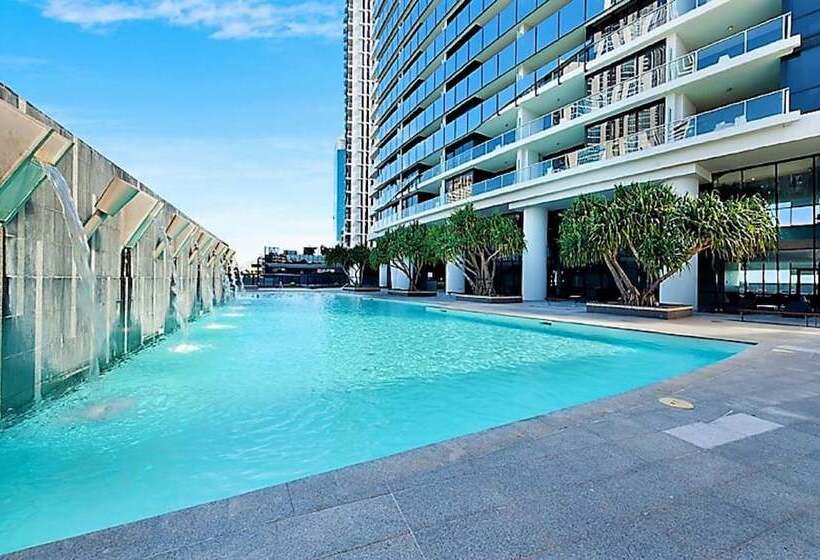 בית מלון כפרי Holiday Holiday Circle On Cavill Apartments