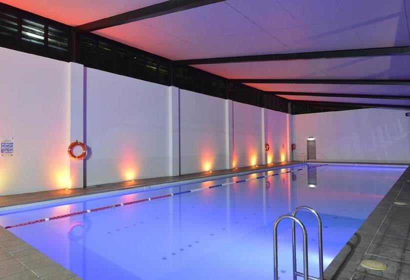 هتل Holiday Holiday Circle On Cavill Apartments