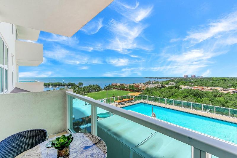 בית מלון כפרי Icoconutgrove  Luxurious Vacation Rentals In Coconut Grove