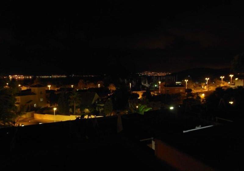 ホテル Inmovecos  Clipper 311