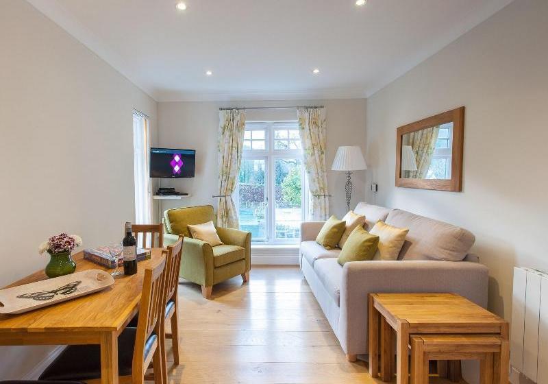 호텔 Milntown Self Catering Apartments