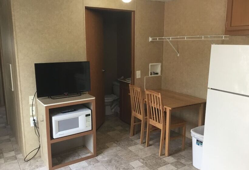 בית מלון כפרי Palmetto Oasis Rv Resort