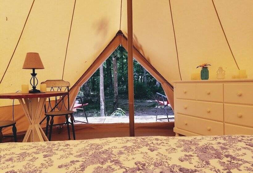 فندق Sassy Springs Retreat