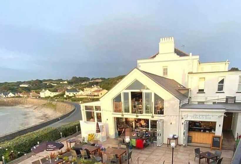 Отель The Imperial