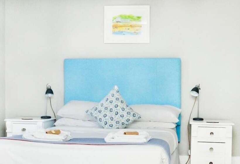 Отель The Imperial