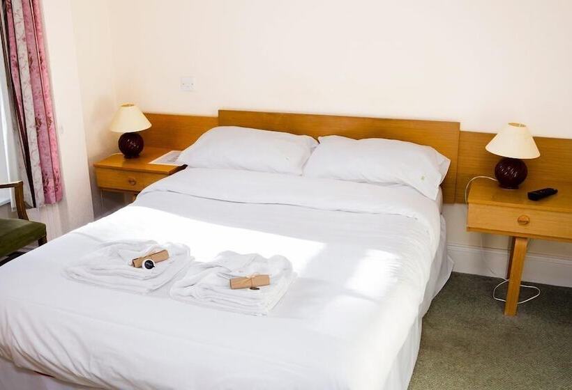 Отель The Imperial