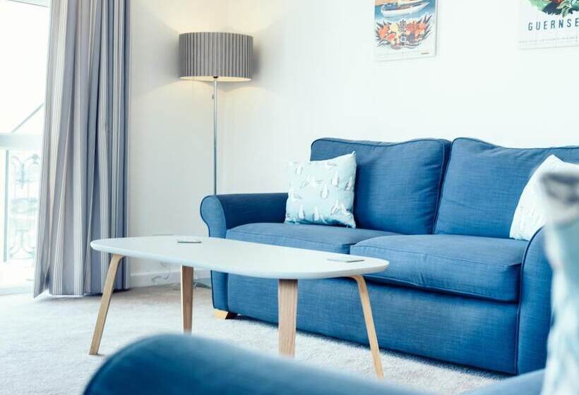 Отель The Imperial