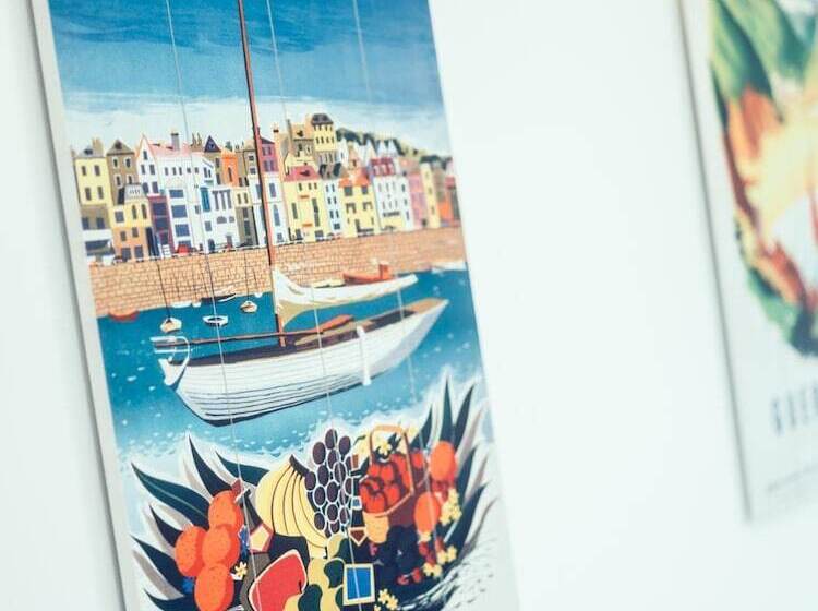 Отель The Imperial