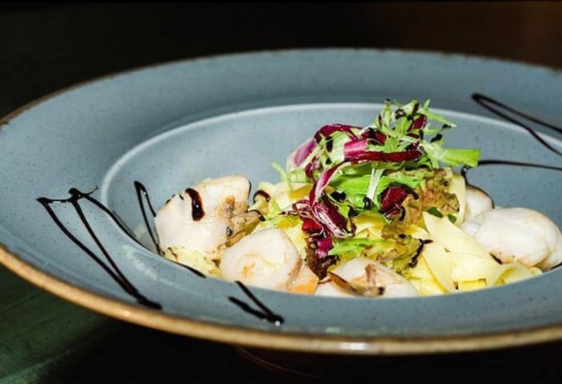 Отель The Imperial