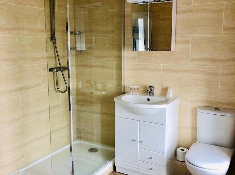 Отель The Imperial