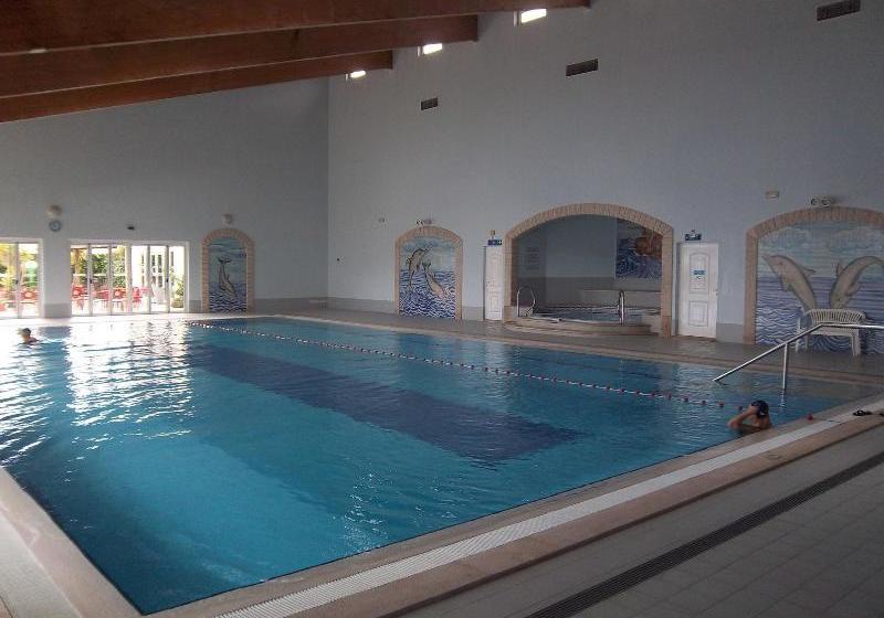 Отель V4 Vila Oásis