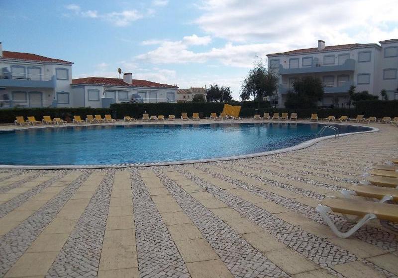 Отель V4 Vila Oásis