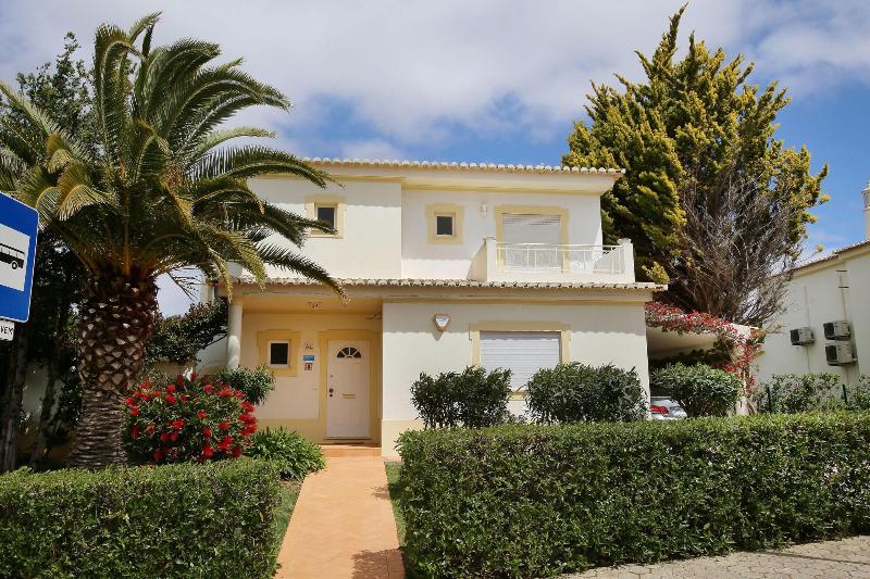 Отель V4 Vila Oásis