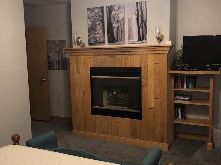 Lakeside Bed & Breakfast