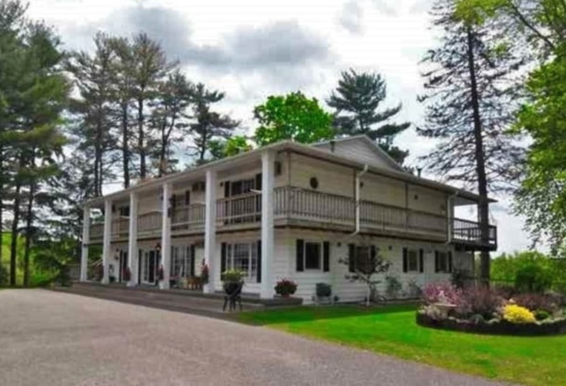 Lakeside Bed & Breakfast