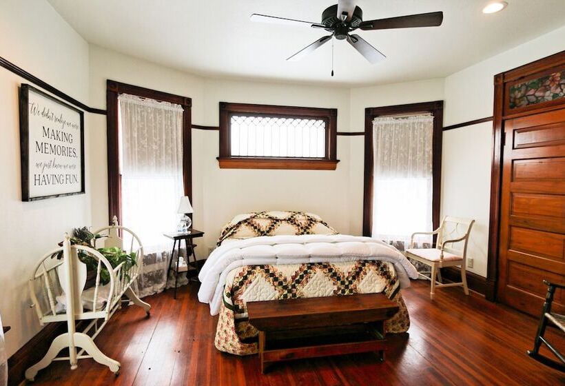 Lavender Fields Inn B&b