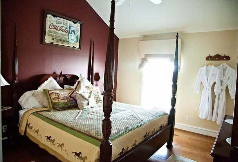 Lillian Farms Bed & Breakfast