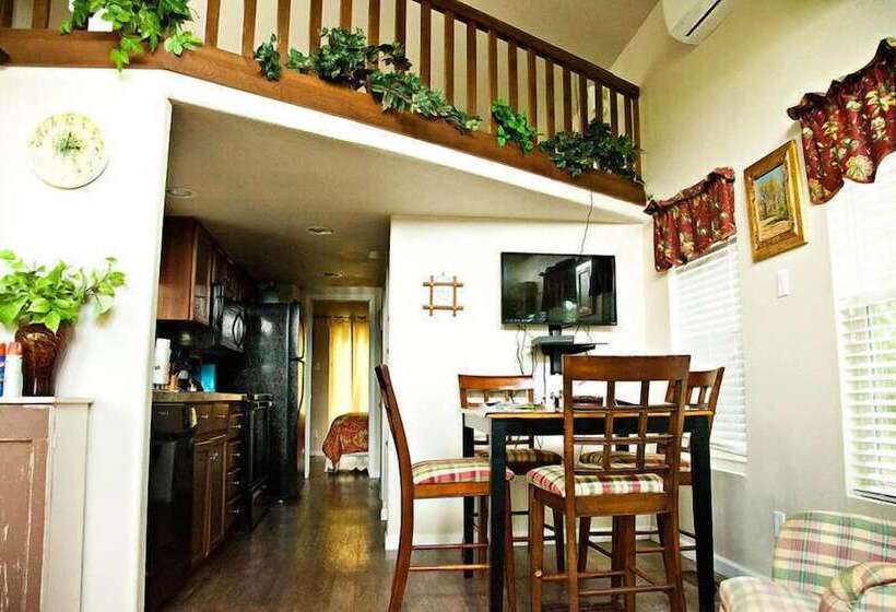 Lillian Farms Bed & Breakfast