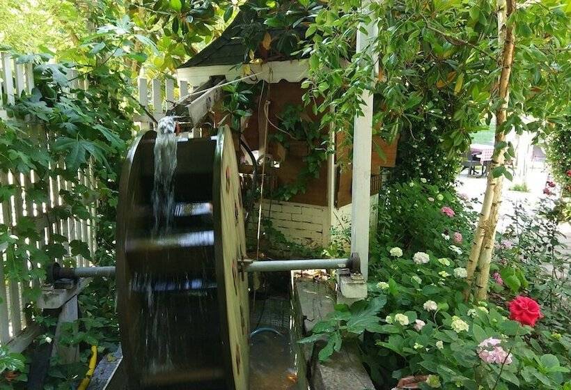 펜션 Beyaz Butik Otel