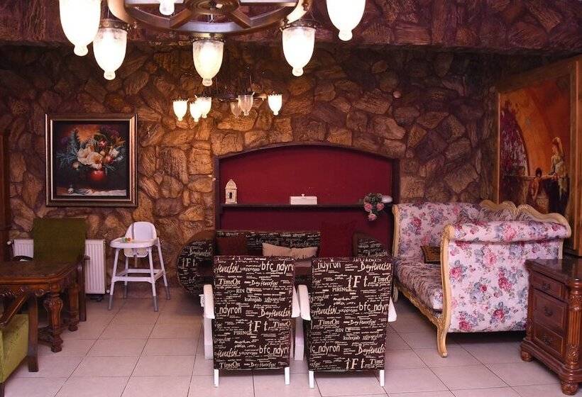 펜션 Beyaz Butik Otel