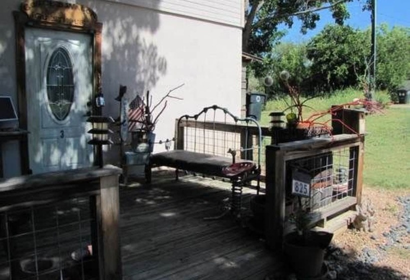 펜션 Covered Wagon B&b Guesthouse