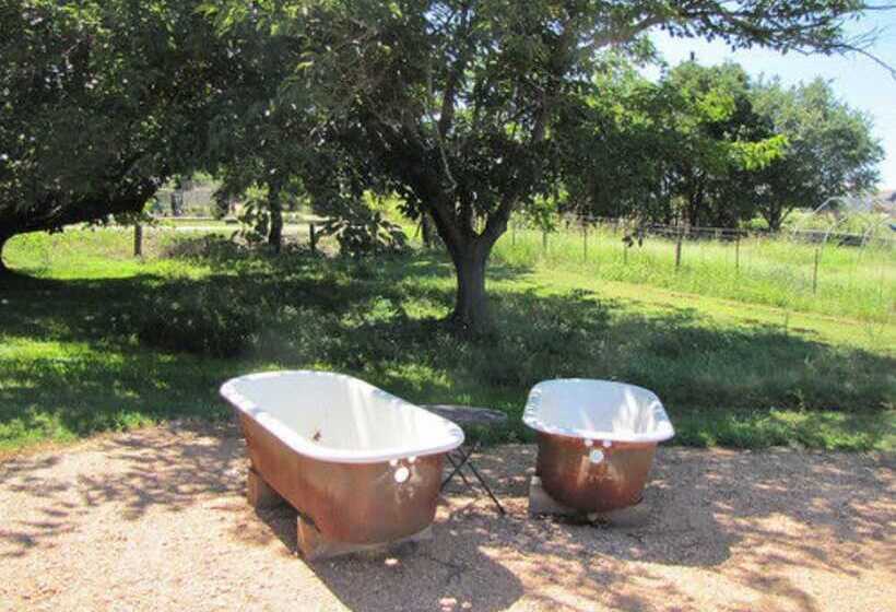 펜션 Covered Wagon B&b Guesthouse