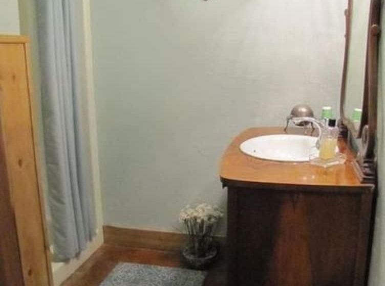 펜션 Covered Wagon B&b Guesthouse