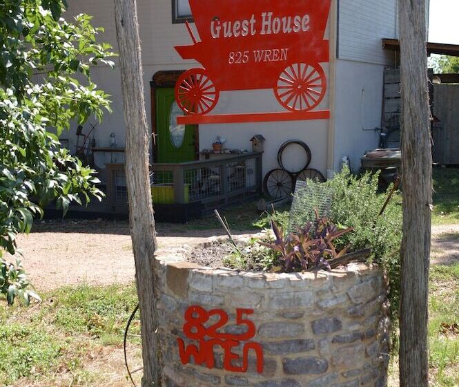펜션 Covered Wagon B&b Guesthouse