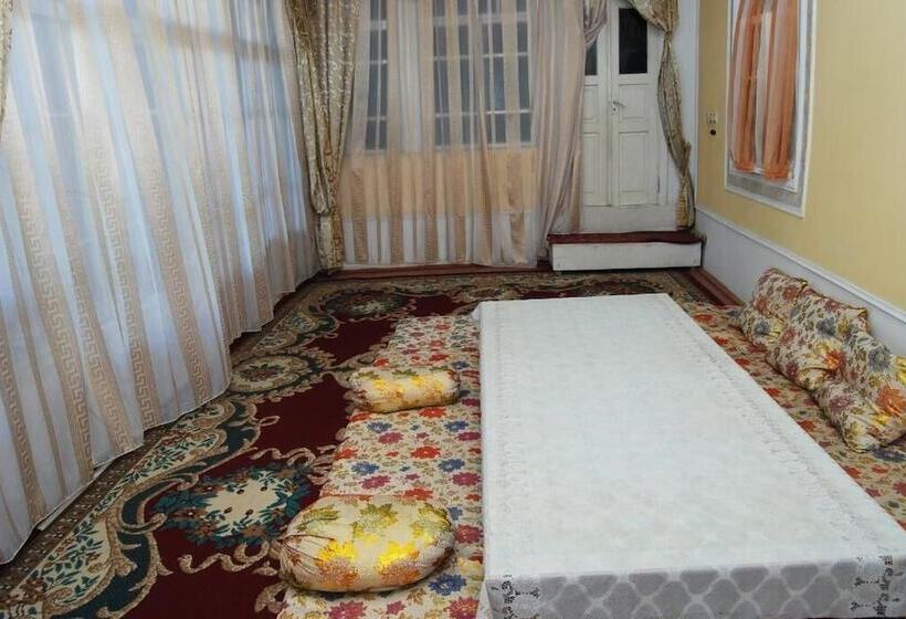 ペンション Khiva National House