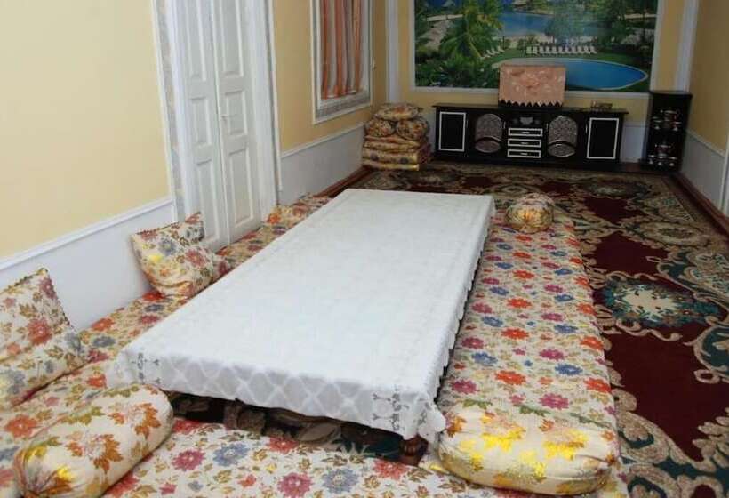 ペンション Khiva National House