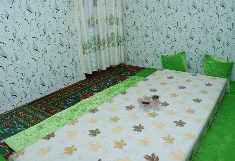 ペンション Khiva National House