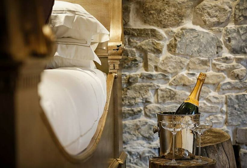 Пансион The Apple Store At Gileston Manor