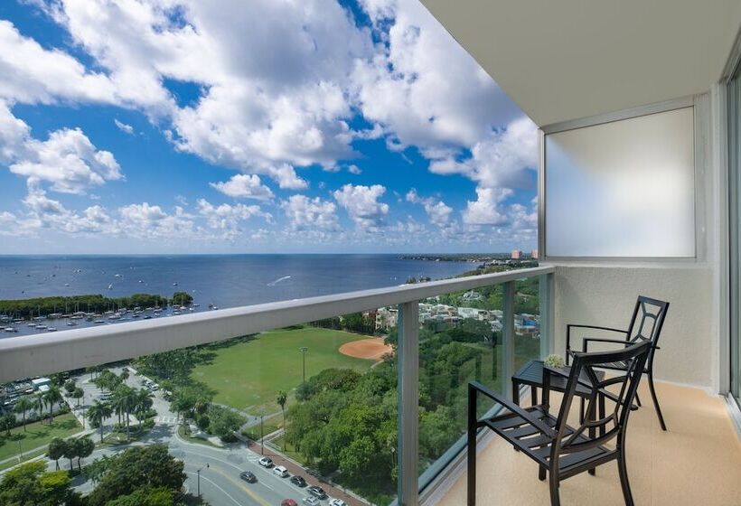 Private Oasis At Arya