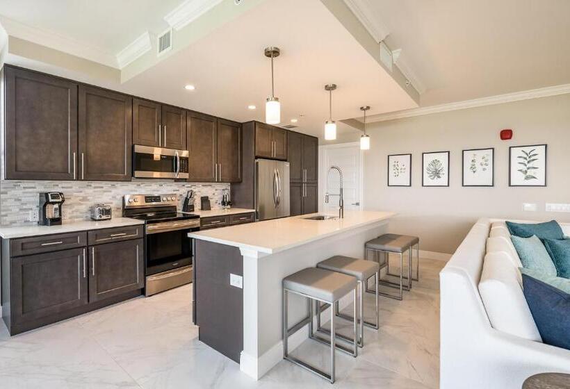 Siena At Bella Collina