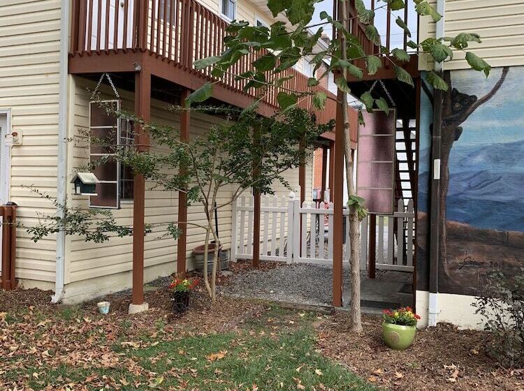 The Dancing Bear Inn