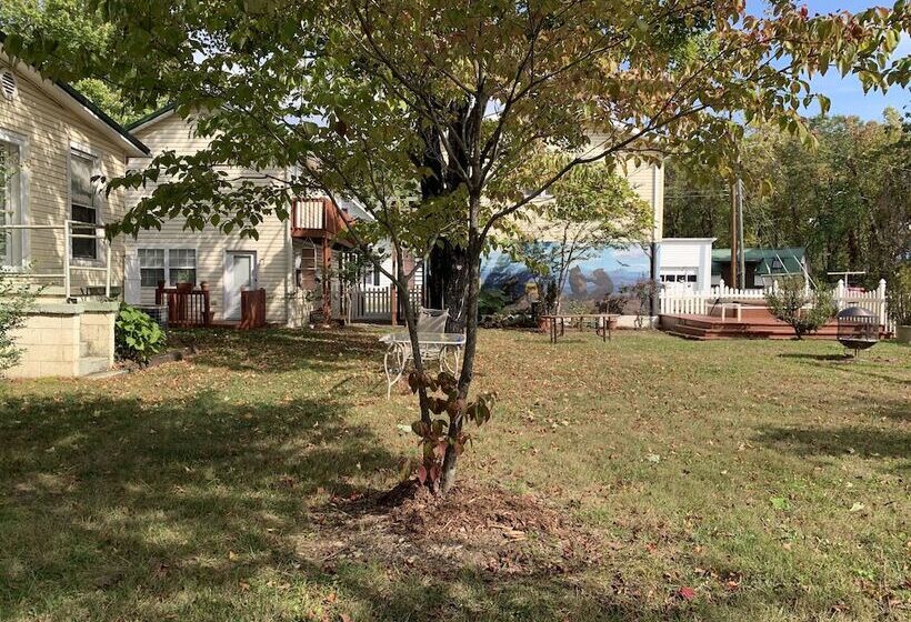 The Dancing Bear Inn