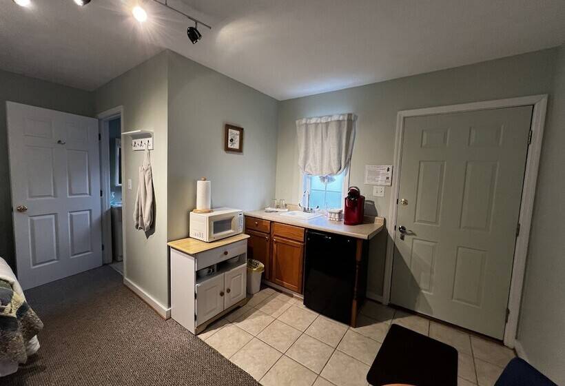 The Dancing Bear Inn