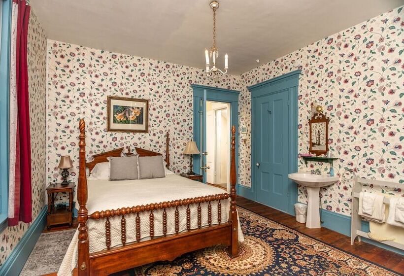 The Jeremiah Mason House B & B